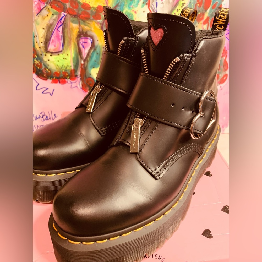 Dr Marten x Lazy Oaf Pre-Loved Lo Buckle Boot - Picture 3 of 10